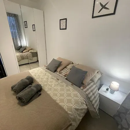 Stylish One Bedroom Flat In The Heart Of Madrid Exterior photo